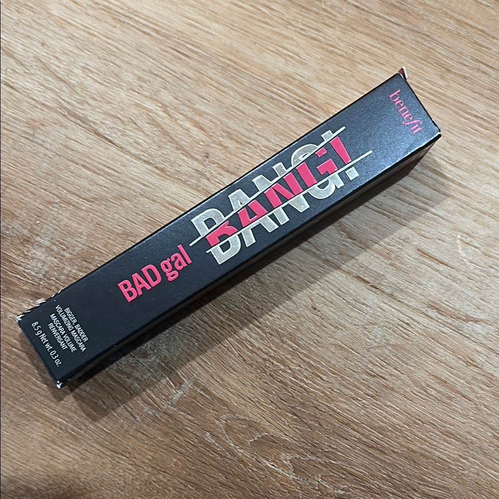 *NWT* Benefit Cosmetics BADgal BANG! Mascara